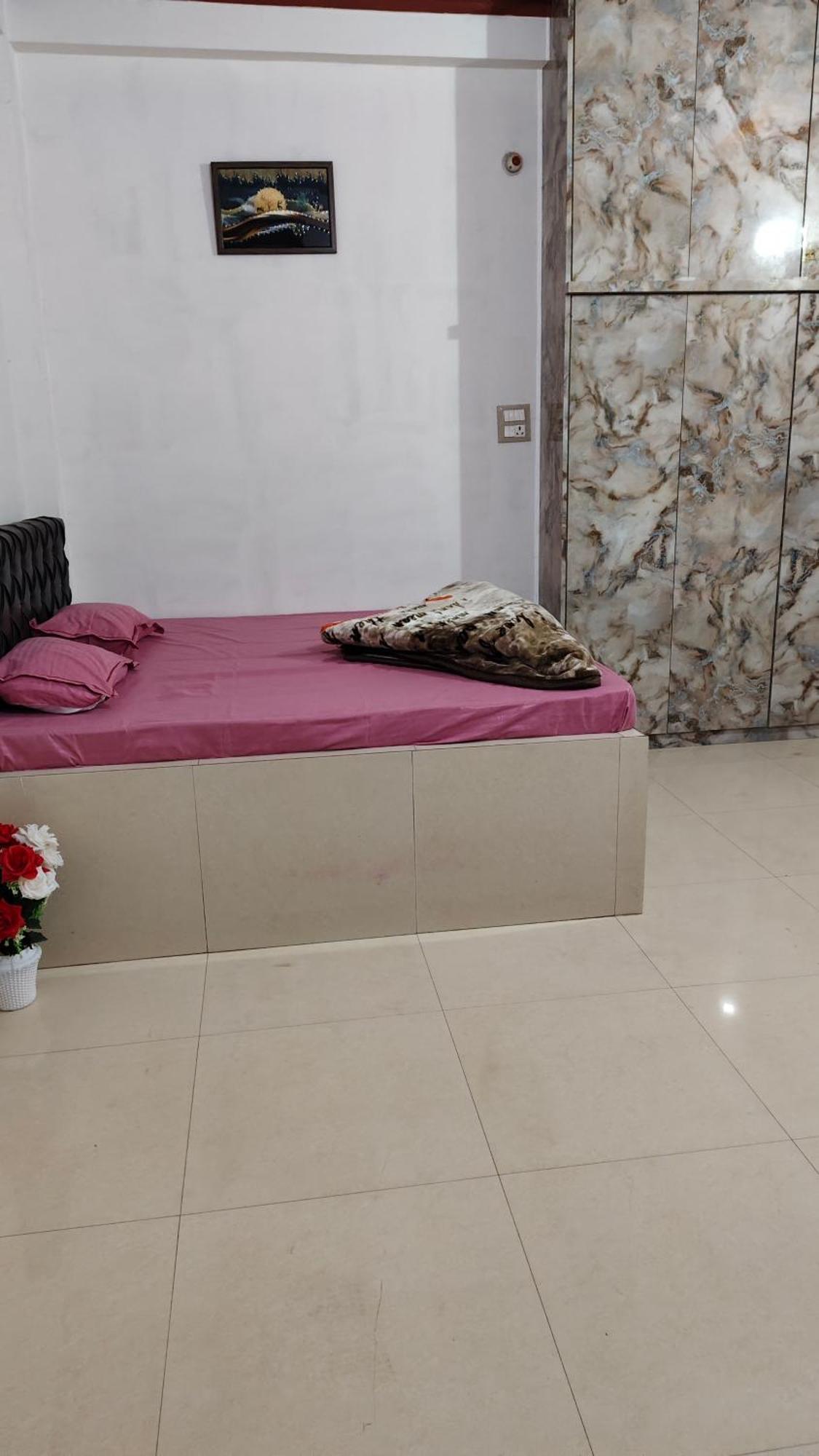 Mangalam Gold Guest House Варанаси Экстерьер фото